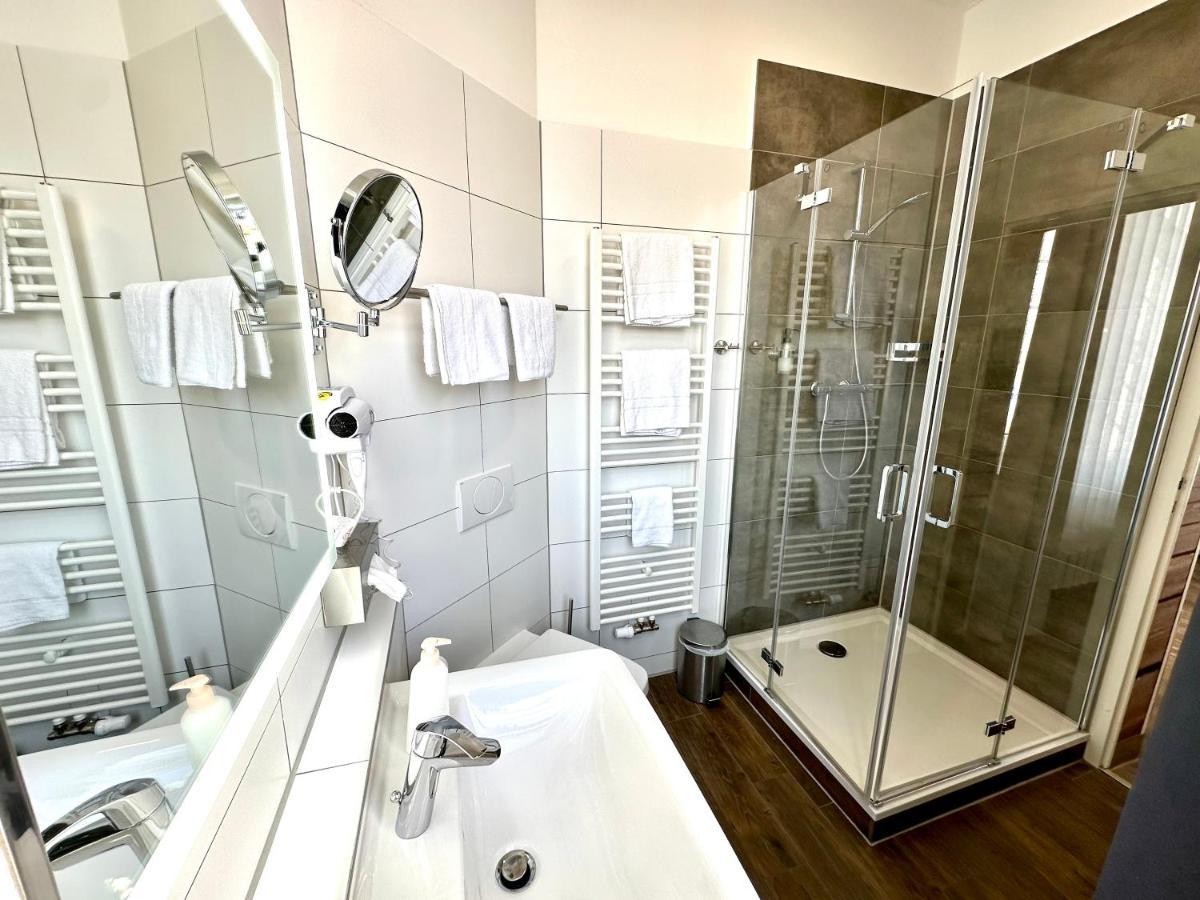 Hotel "Central" Inh Carolin Krause Bitterfeld-Wolfen Dış mekan fotoğraf
